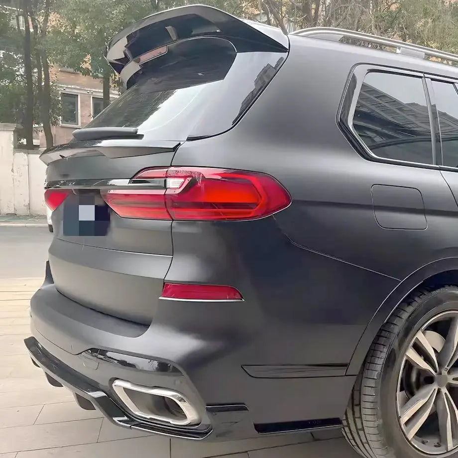 BM X7 G07 LCI (23-On) Gloss Black Performance Body Kit (11-Piece) Max Motorsport