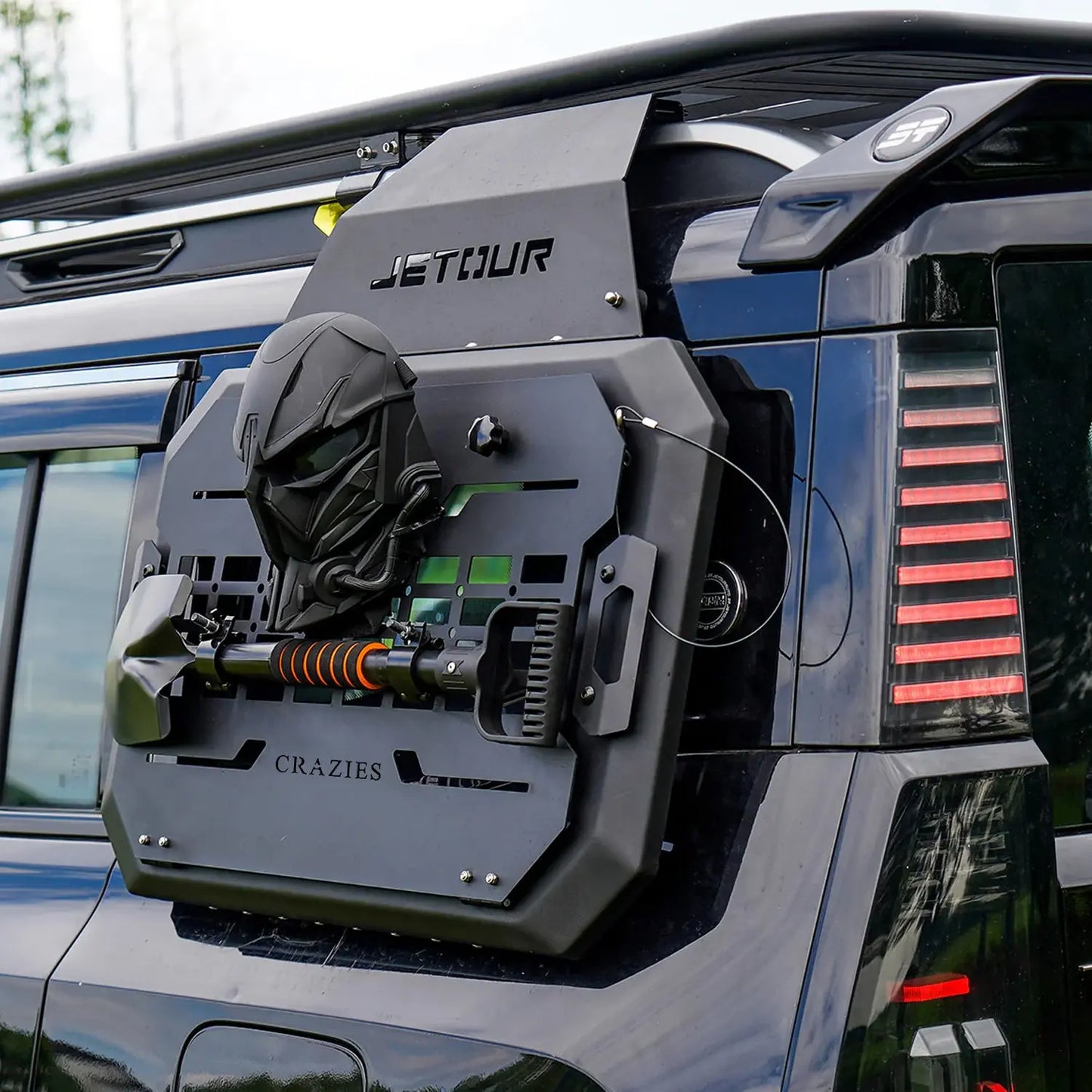 Jetour T2 (25-On) Dark Knight Edition Molle Side Panel With Shovel & Mask Max Motorsport