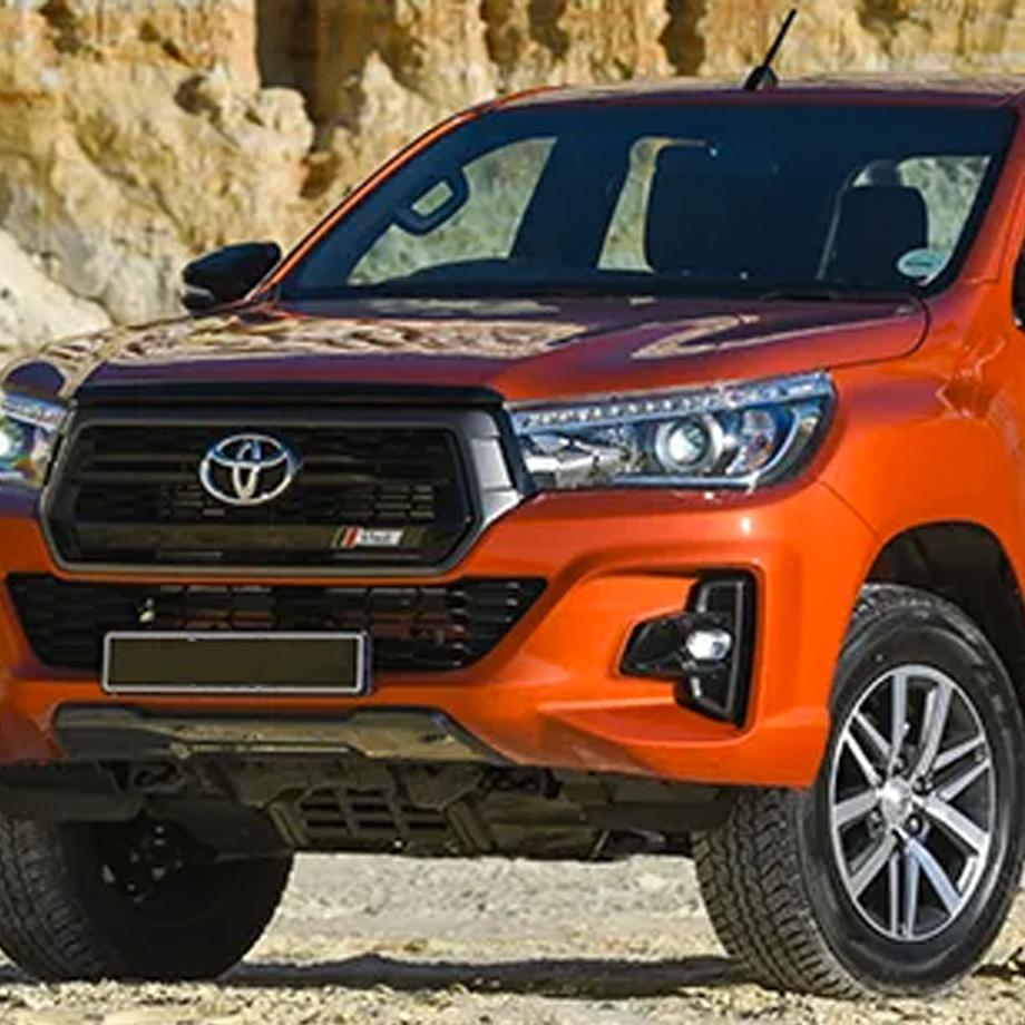 Toyota Hilux Revo Dakar (18-On) Fog Lamp & Covers maxmotorsports