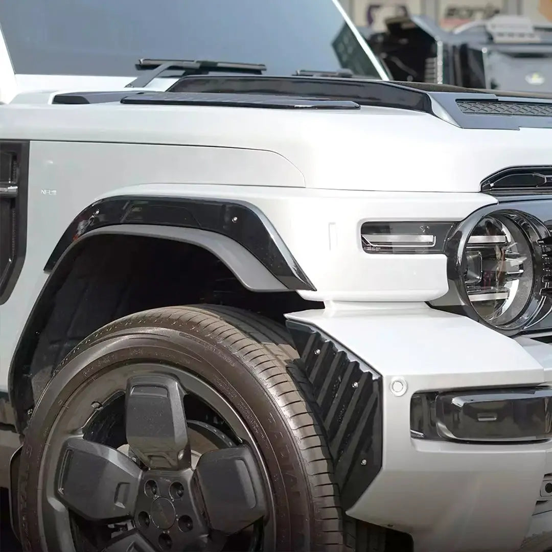 iCaur V23 Hussar Body Kit Max Motorsport