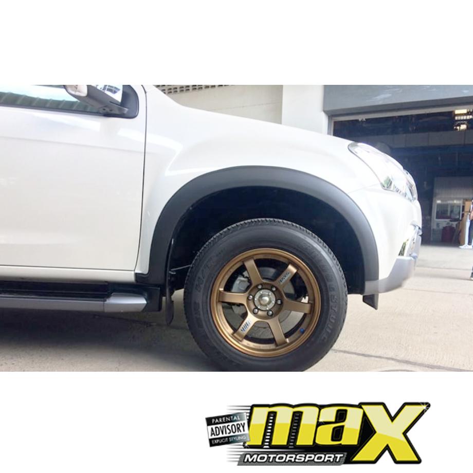 Isuzu Mu-X (17-On) Plastic Smooth Wheel Arches maxmotorsports