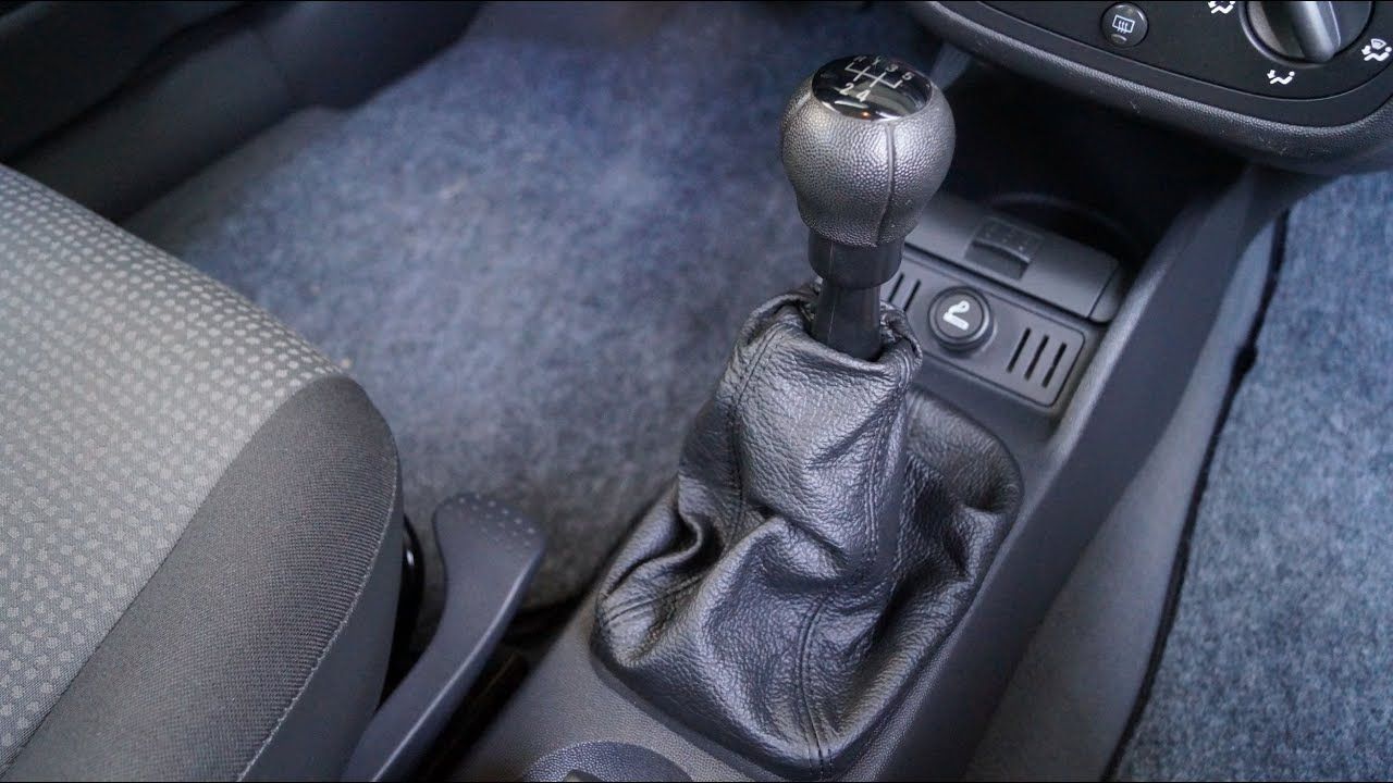 Opel Astra OEM Type Gear Knob - 5 Speed maxmotorsports