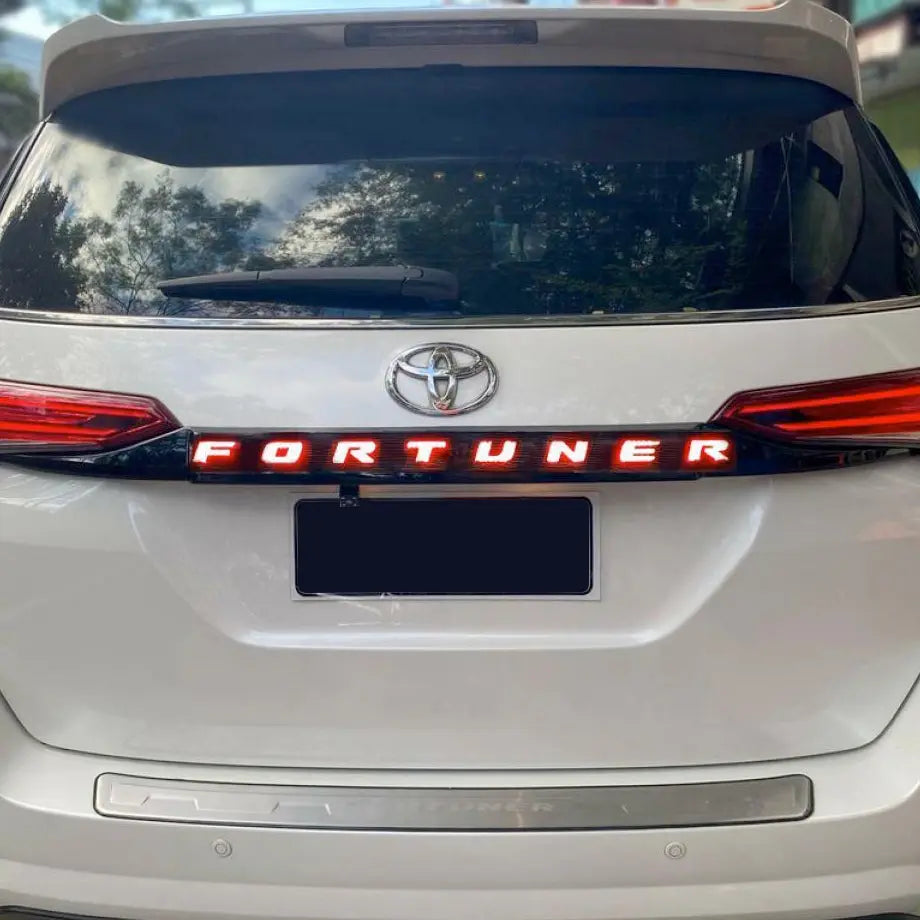 Toyota Fortuner (16-On) Dual Function LED Tailgate Light Max Motorsport
